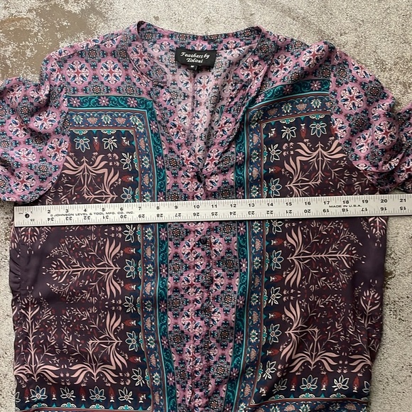 Feathers by Tolani Blue Purple Patterned Bohemian Shirt. Size Medium - Picture 8 of 9
